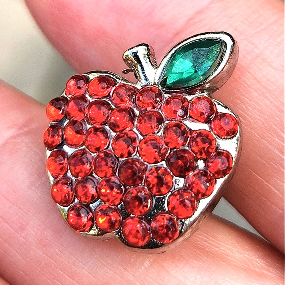Vtg Lord & Taylor Rhinestone Apple Lapel Pin/Tie Tack